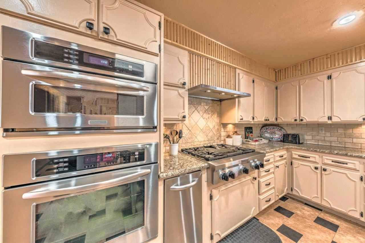 Spacious Ruidoso Home With Hot Tub And Fireplaces المظهر الخارجي الصورة