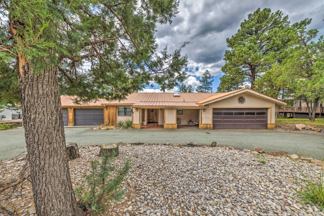 Spacious Ruidoso Home With Hot Tub And Fireplaces المظهر الخارجي الصورة