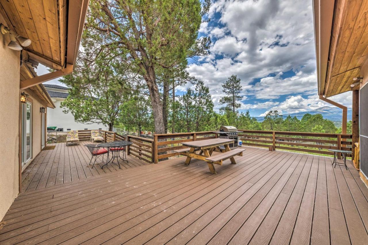 Spacious Ruidoso Home With Hot Tub And Fireplaces المظهر الخارجي الصورة